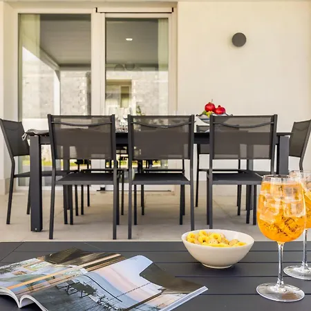 Brand New With Private Heated Pool Villa Terrasini