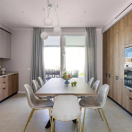 Brand New With Private Heated Pool Villa