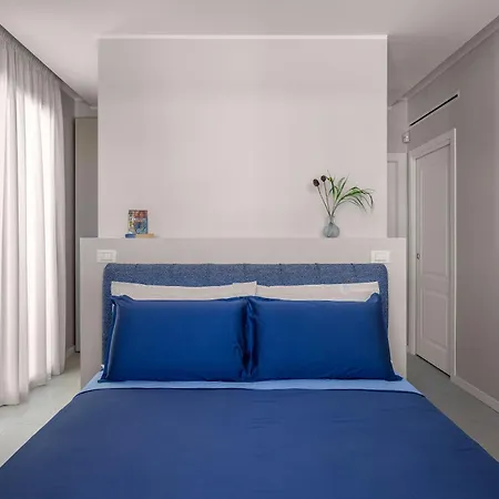 Brand New With Private Heated Pool Villa *